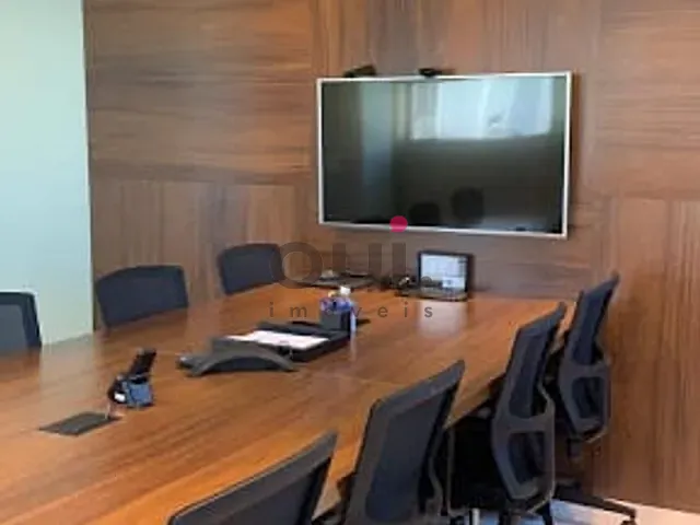 Sala à venda ou para alugar, no bairro Itaim Bibi em São Paulo