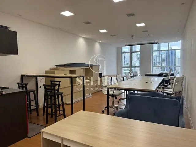 Sala para alugar, no bairro Pioneiros em Balneário Camboriú