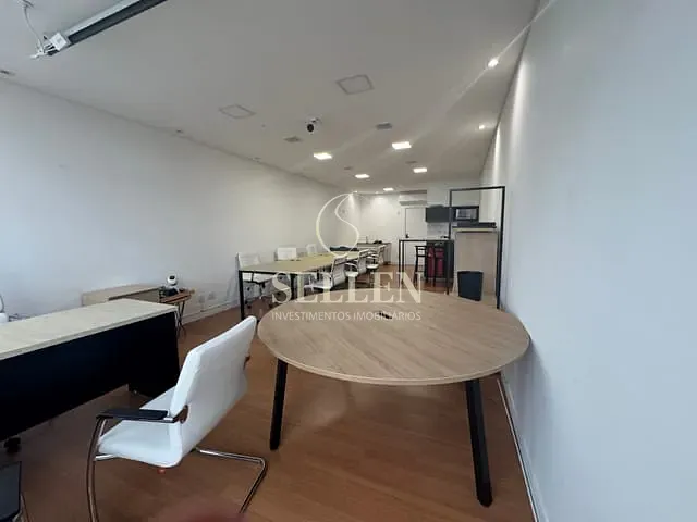 Sala para alugar, no bairro Pioneiros em Balneário Camboriú