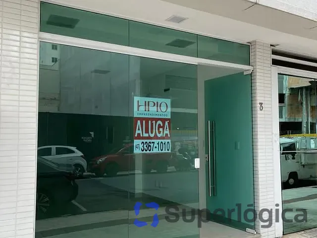 Sala com 101m², para alugar, no bairro Centro em Balneário Camboriú