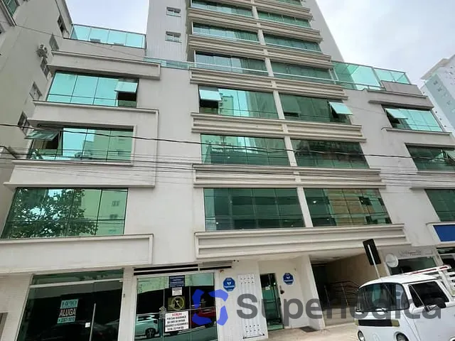 Sala com 101m², para alugar, no bairro Centro em Balneário Camboriú