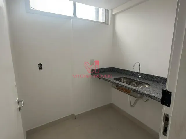 Sala com 255m², para alugar, no bairro Gurigica em Vitória