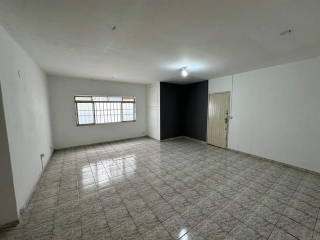 Foto do Sala - 🚀 Oportunidade na Mooca 🏙️ Ampla Sala Comercial de 109m² para Locação com Estrutura Versátil! | Organização Imobiliária Açores