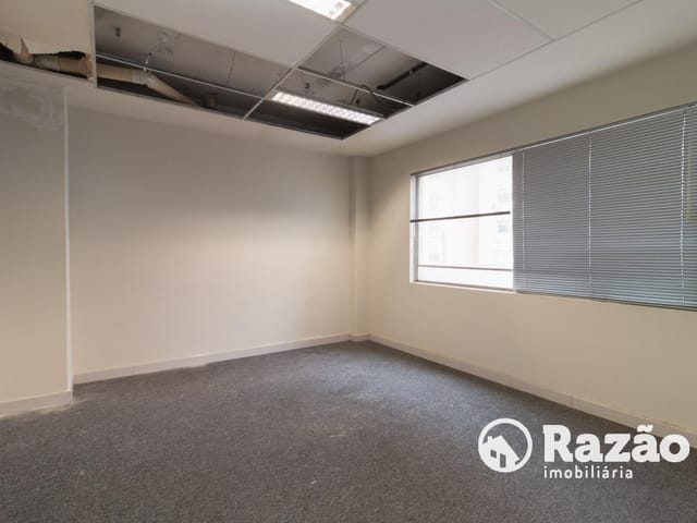 Sala para alugar, no bairro Centro em Curitiba