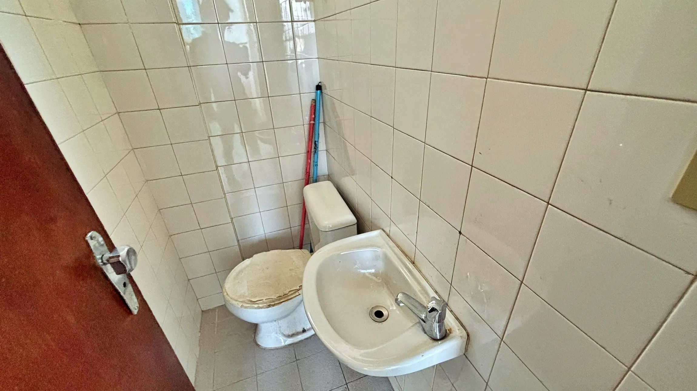 Sala comercial à venda com 20m² e vaga de garagem no Bairro Carmo, Belo Horizonte/MG