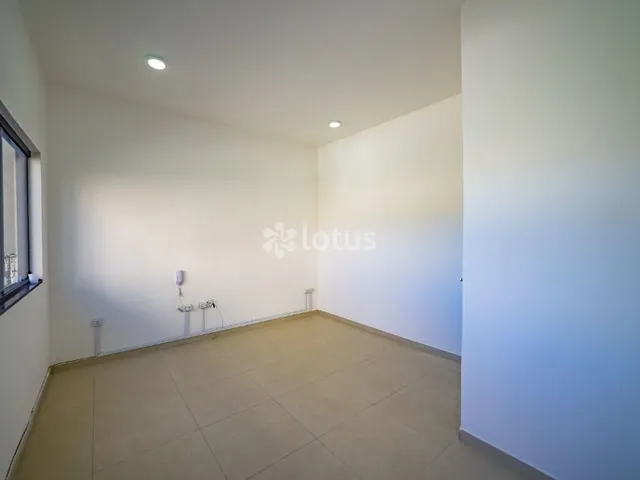 Sala com 28m², para alugar, no bairro Portais (Polvilho) em Cajamar