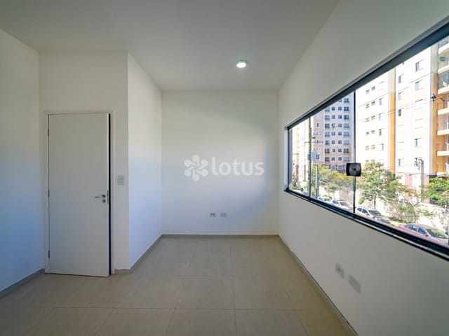 Sala com 28m², para alugar, no bairro Portais (Polvilho) em Cajamar