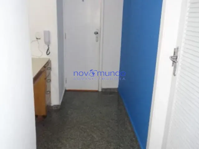 Sala à venda ou para alugar, no bairro Centro em Rio de Janeiro