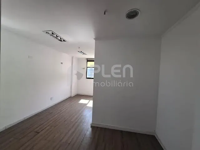 Sala com 35m², para alugar, no bairro Santana em São Paulo