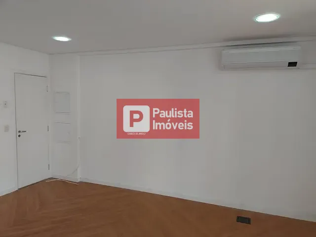 Sala à venda ou para alugar, no bairro Granja Julieta em São Paulo