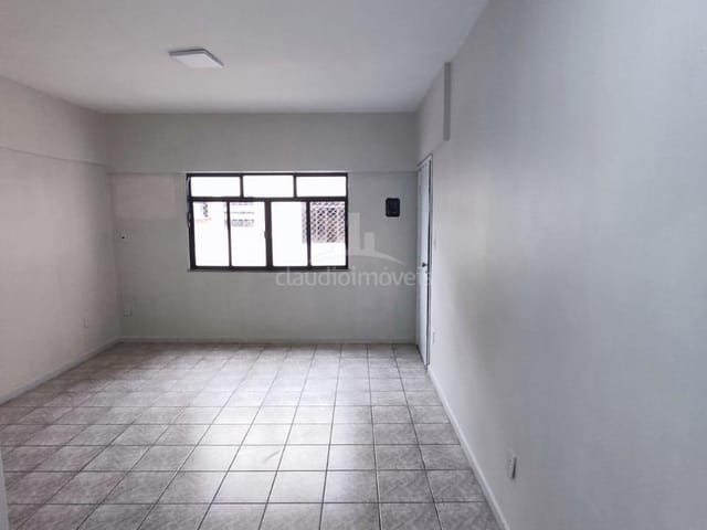 Foto do Sala - SALA COMERCIAL EDIFICIO SCHNEIDER | Claudio Imóveis