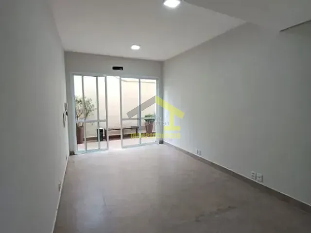 Sala com 26m², para alugar, no bairro Centro em Itatiba