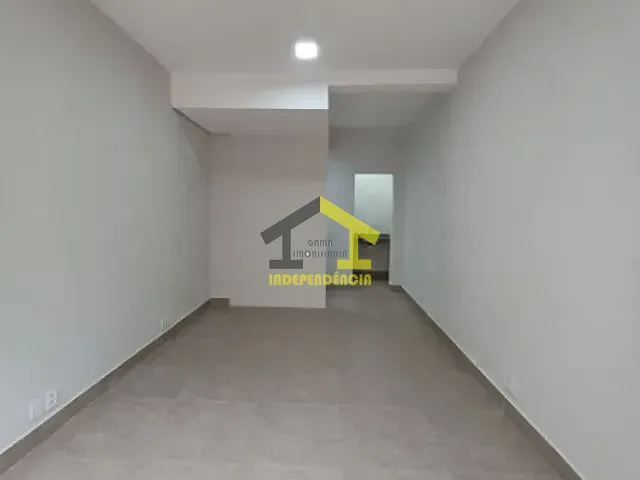 Sala com 26m², para alugar, no bairro Centro em Itatiba