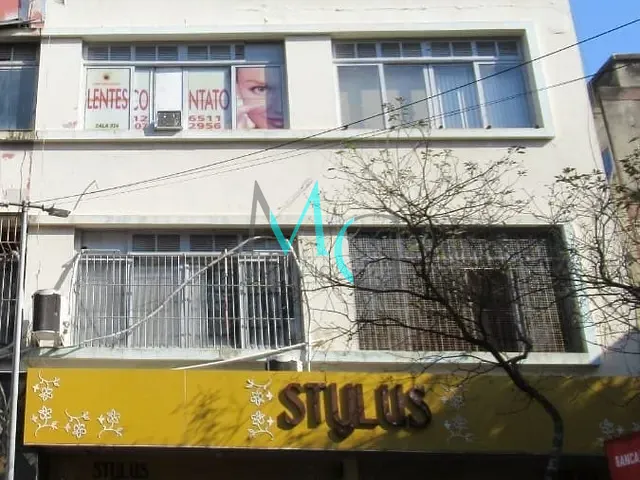 Sala à venda, no bairro Campo Grande em Rio de Janeiro