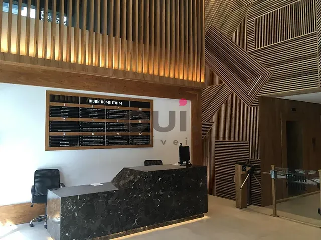 Sala à venda, no bairro Itaim Bibi em São Paulo