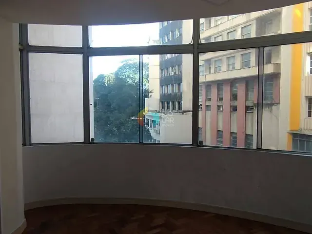 Sala com 70m², para alugar, no bairro Centro em Rio de Janeiro