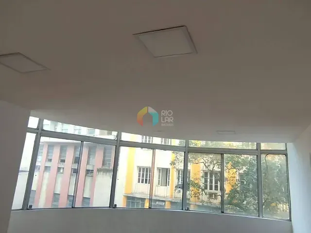 Sala com 70m², para alugar, no bairro Centro em Rio de Janeiro