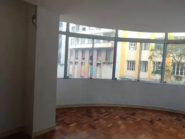 Sala com 70m², para alugar, no bairro Centro em Rio de Janeiro