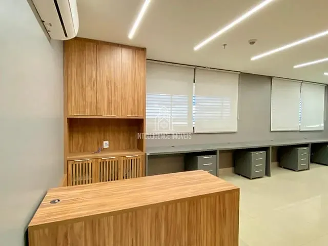 Sala à venda, no bairro Alvorada em Cuiabá