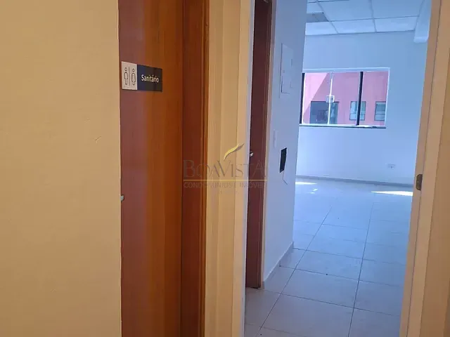 Sala para alugar, no bairro Jardim do Lago em Bragança Paulista
