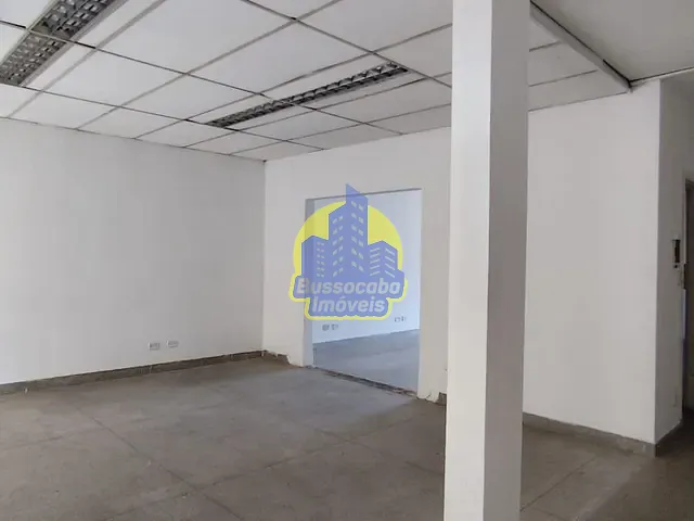 Sala com 139m², para alugar, no bairro Umuarama em Osasco