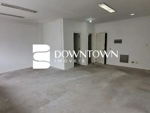 Sala com 50m², para alugar, no bairro Barra da Tijuca em Rio de Janeiro