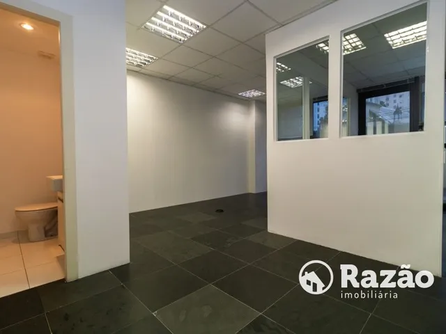 Sala para alugar, no bairro Centro em Curitiba