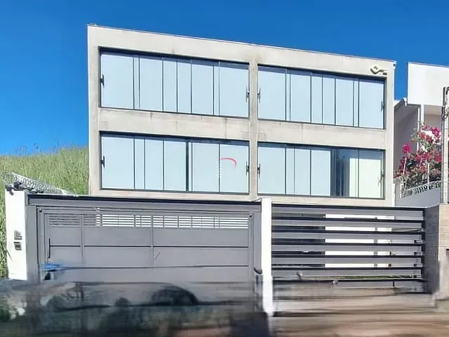 Sala para alugar, no bairro Universitário em Londrina