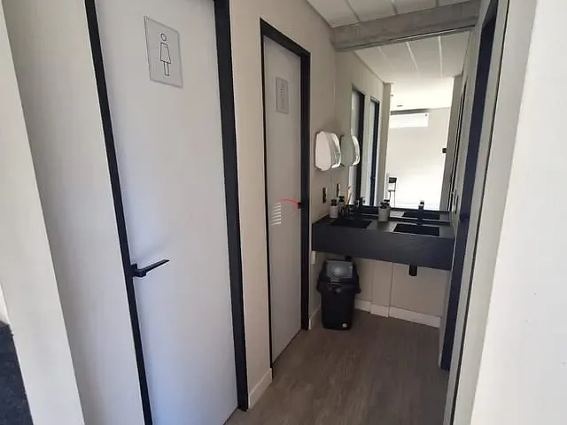Sala para alugar, no bairro Universitário em Londrina