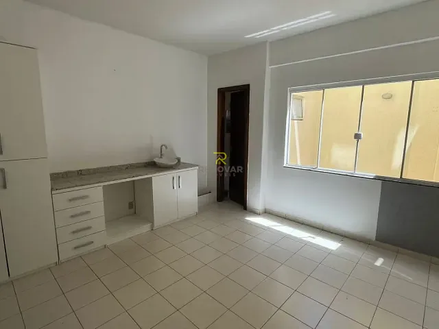 Sala para alugar, no bairro Centro em Guarapuava