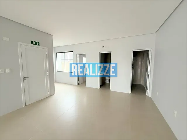 Sala para alugar, no bairro Centro em Marau