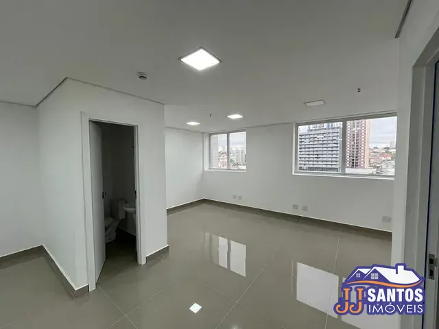 Sala à venda, no bairro Jardim Anália Franco em São Paulo