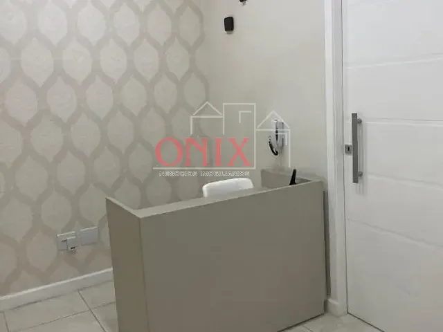 Sala com 75m², para alugar, no bairro Centro em Mogi das Cruzes