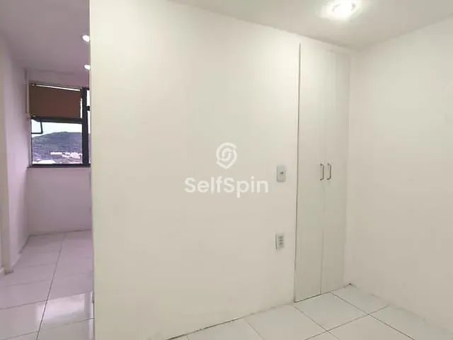 Sala com 33m², para alugar, no bairro Centro em Niterói