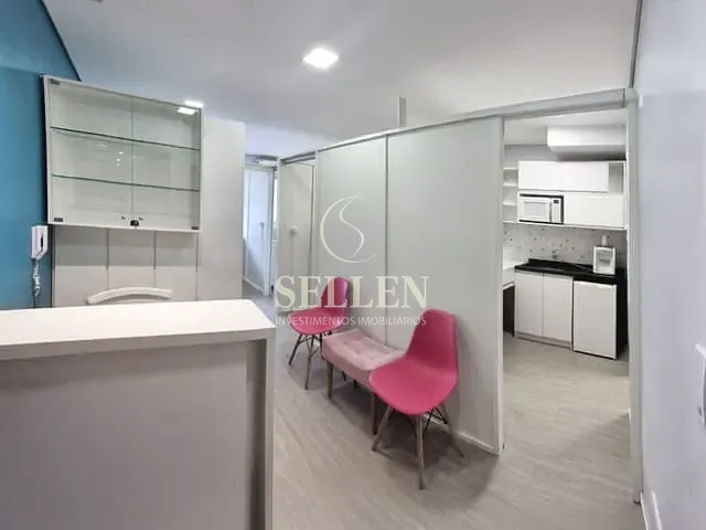 Sala com 47m², para alugar, no bairro Rio Branco em Porto Alegre