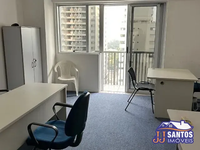 Sala à venda, no bairro Santo Amaro em São Paulo