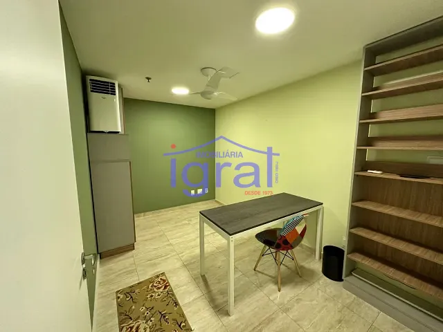Sala à venda ou para alugar, no bairro Vila Guarani (Z Sul) em São Paulo