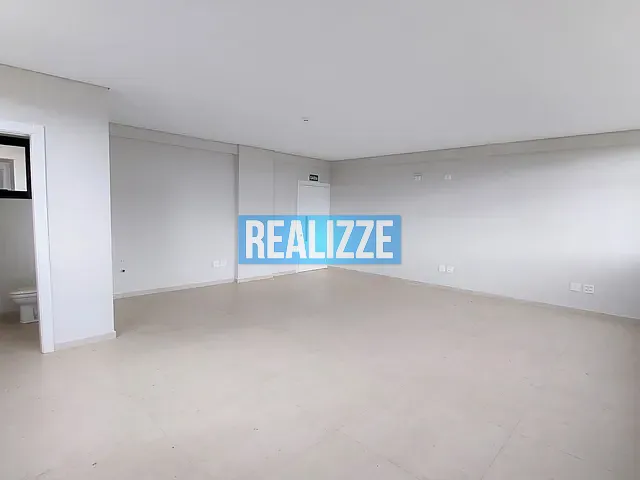 Sala para alugar, no bairro Centro em Marau