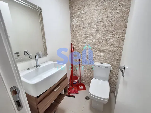 Sala à venda, no bairro Vila Pompéia em São Paulo