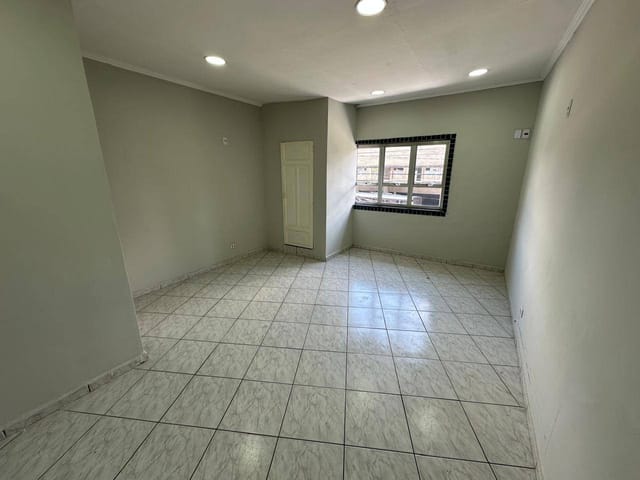 Foto do Sala - 🏢 Sala Comercial de 23m² com 1 Banheiro em Frente ao Metrô Belém! Altíssima Visibilidade e Potencial! ✨ | Organização Imobiliária Açores