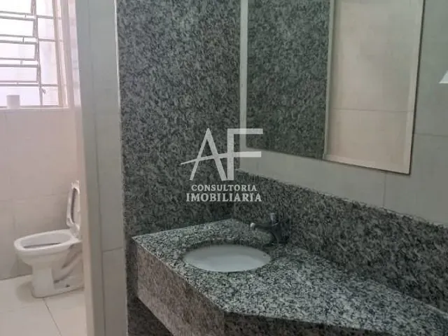 Sala com 30m², para alugar, no bairro Centro em Taubaté