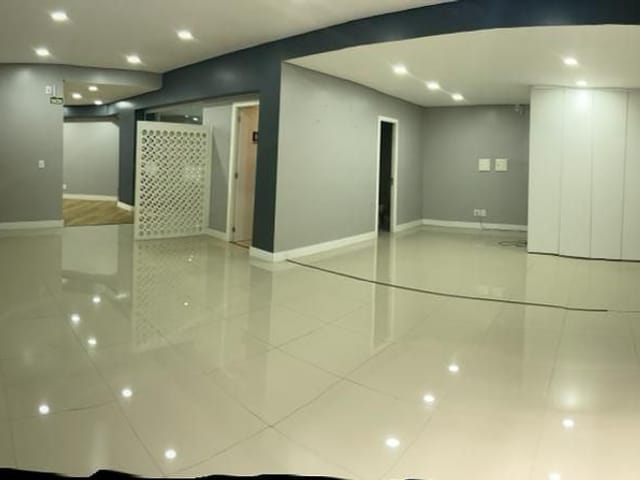 Sala à venda, no bairro Sagrada Família em Caxias do Sul