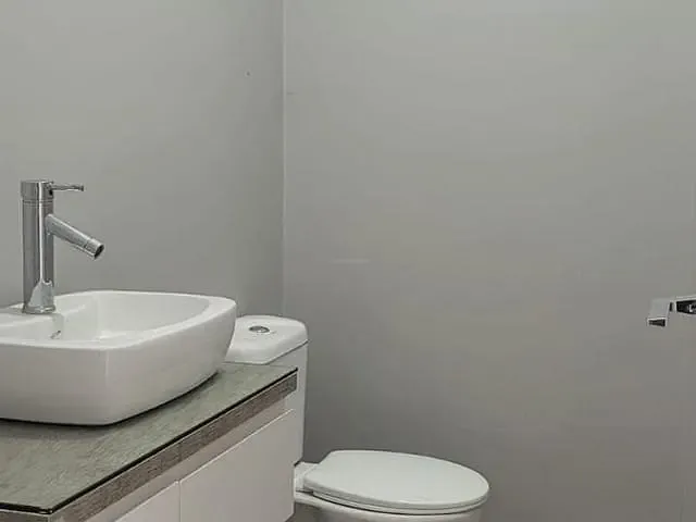 Sala à venda, no bairro Sagrada Família em Caxias do Sul