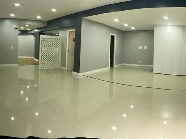 Sala à venda, no bairro Sagrada Família em Caxias do Sul