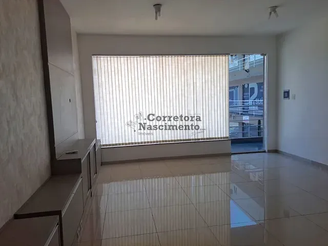 Sala com 33m², para alugar, no bairro Jardim Califórnia em Jacareí