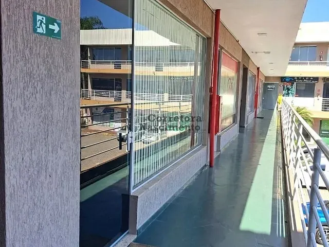 Sala com 33m², para alugar, no bairro Jardim Califórnia em Jacareí
