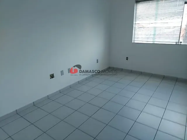 Sala à venda, no bairro Olímpico em São Caetano do Sul