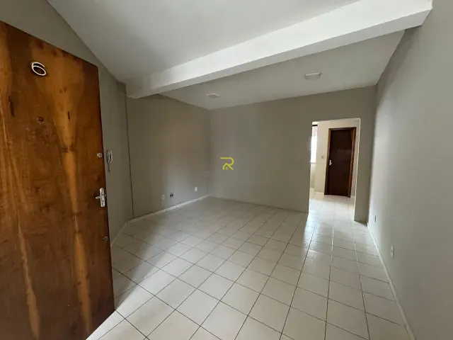 Sala para alugar, no bairro Centro em Guarapuava