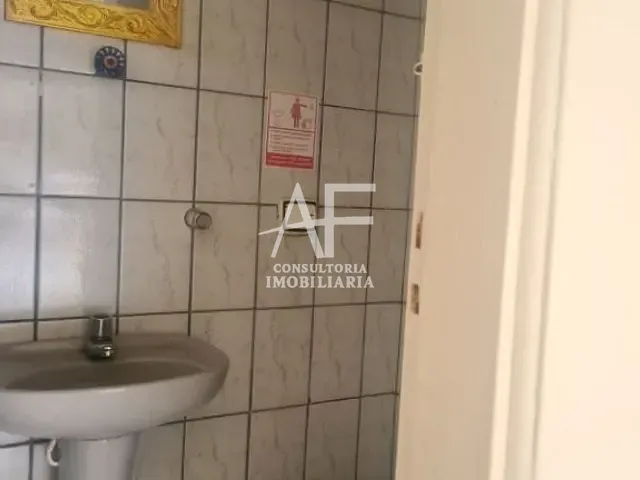 Sala com 20m², para alugar, no bairro Centro em Taubaté