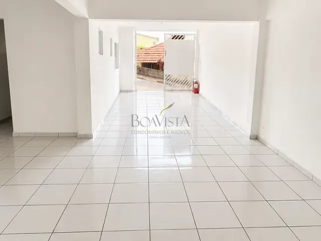 Sala para alugar, no bairro Pouso Alegre em Piracaia